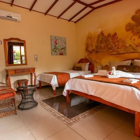 Hotel La Rosa De America Alajuela Kültér fotó