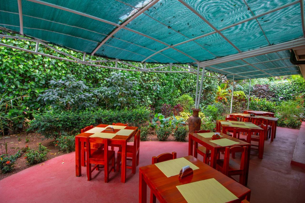 Hotel La Rosa De America Alajuela Kültér fotó